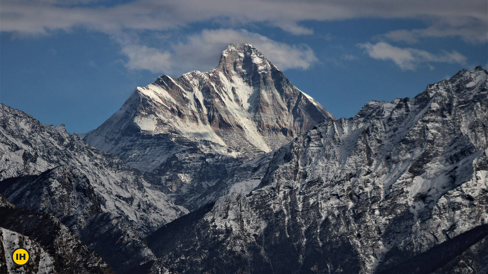 low-preview-9e7eb668 af52 4014 9925 e28a2e9d109e pangarchulla trek pg indiahikes nandini mt