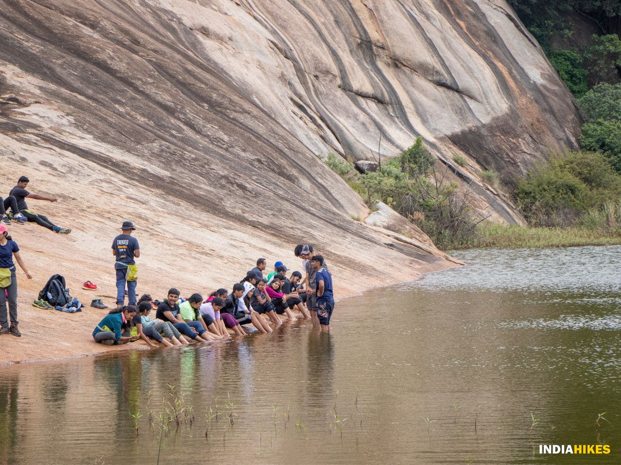 b2de7a5d 76e7 4d17 a9bc 1044457563bd indiahikes channarayana durga children enjoying at water body jothiranjan